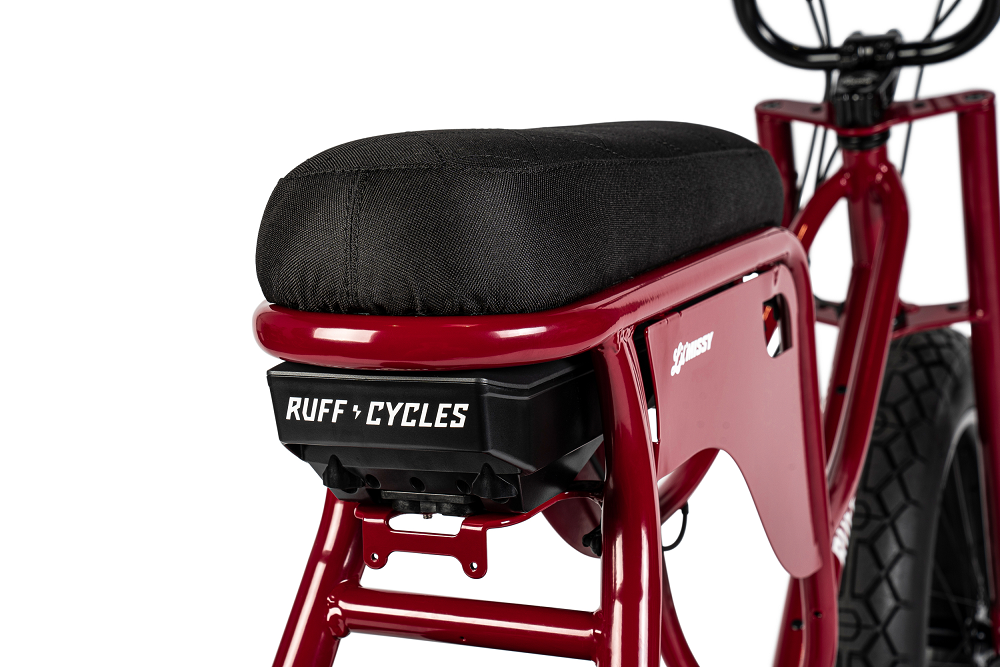 Ruff-Cycles_LilMissy_kissy-rood-bosch-kwaliteit-test