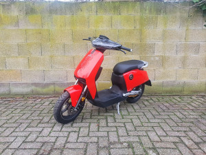 Vmoto Super Soco Cux 45km/h Elektrische scooter
